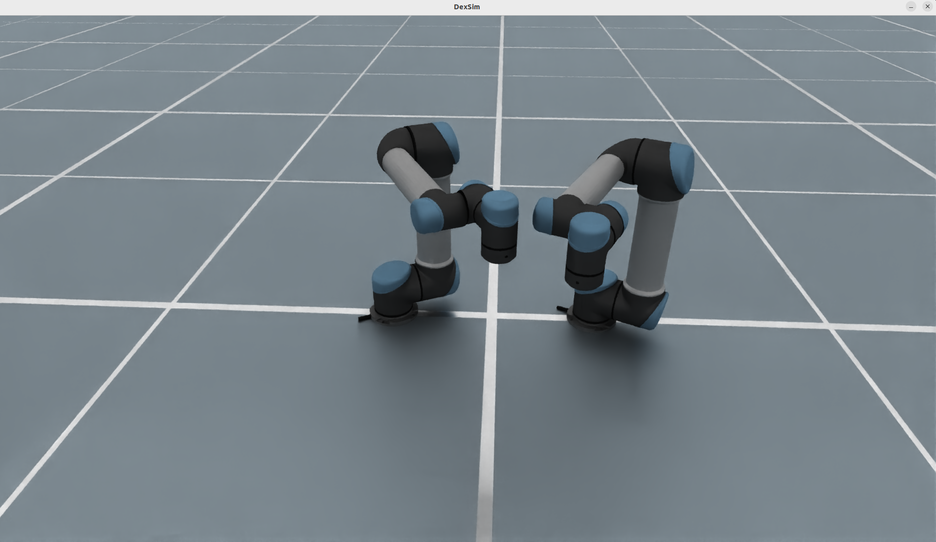 Close mirrored dual arm layout